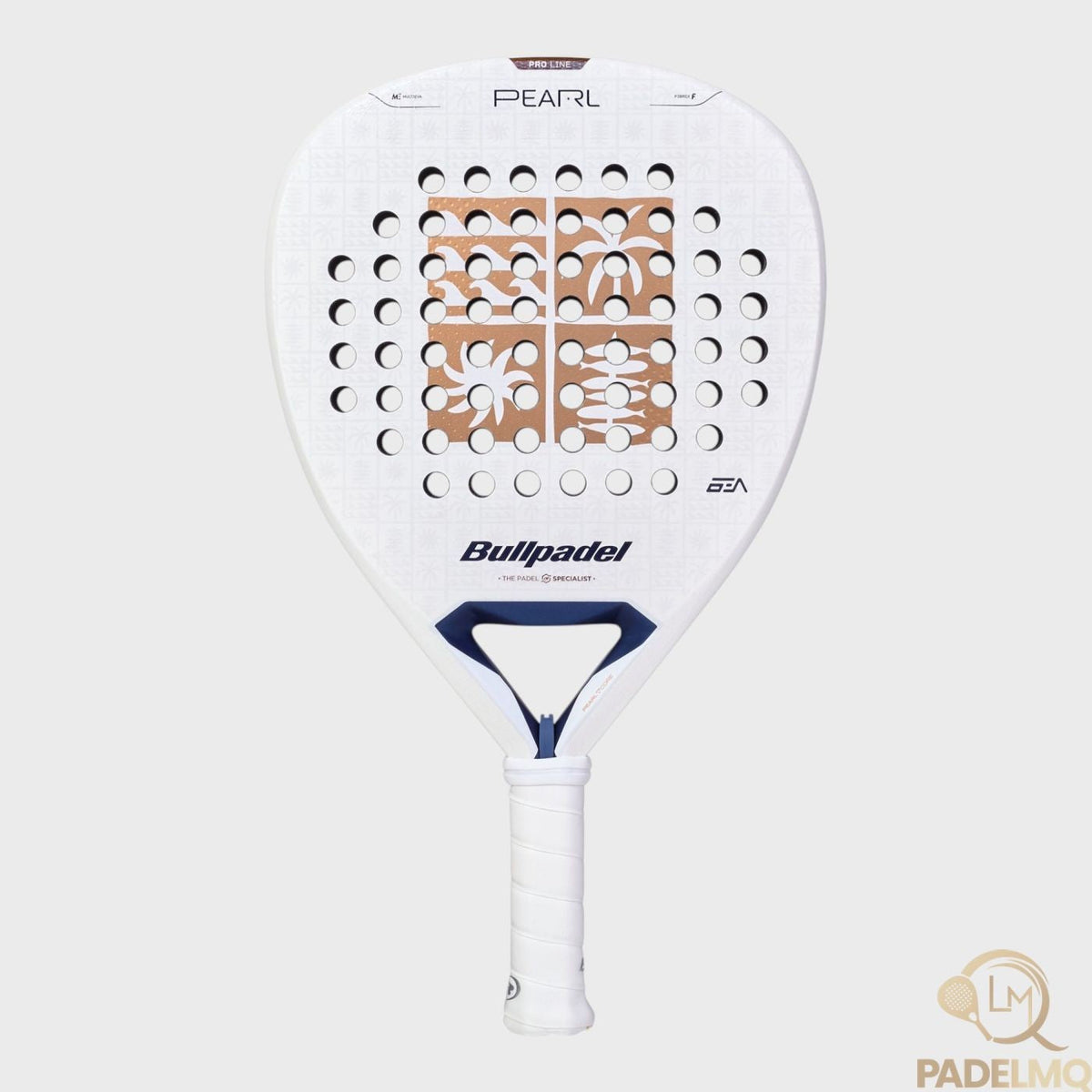 Bullpadel Pearl 2027 padelracket – detail slagvlakpatroon – PadeLMQ
